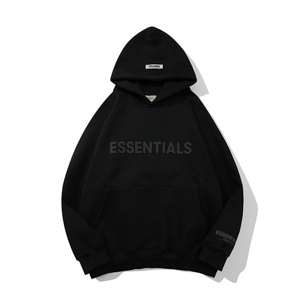 Ess€ntials Set