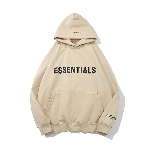 Ess€ntials Set